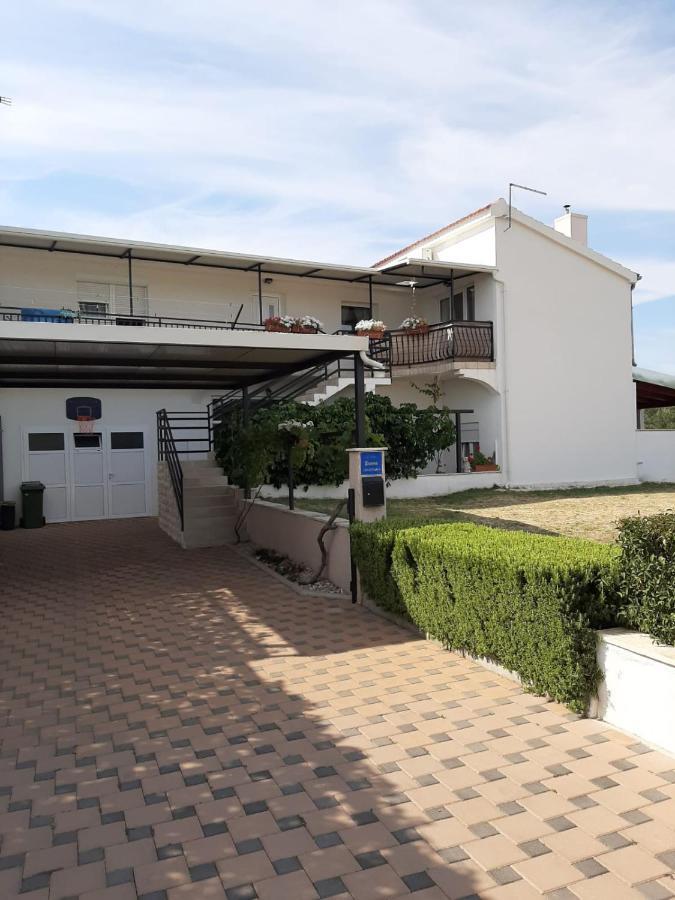 Apartment Maslina Biograd Na Moru Dış mekan fotoğraf