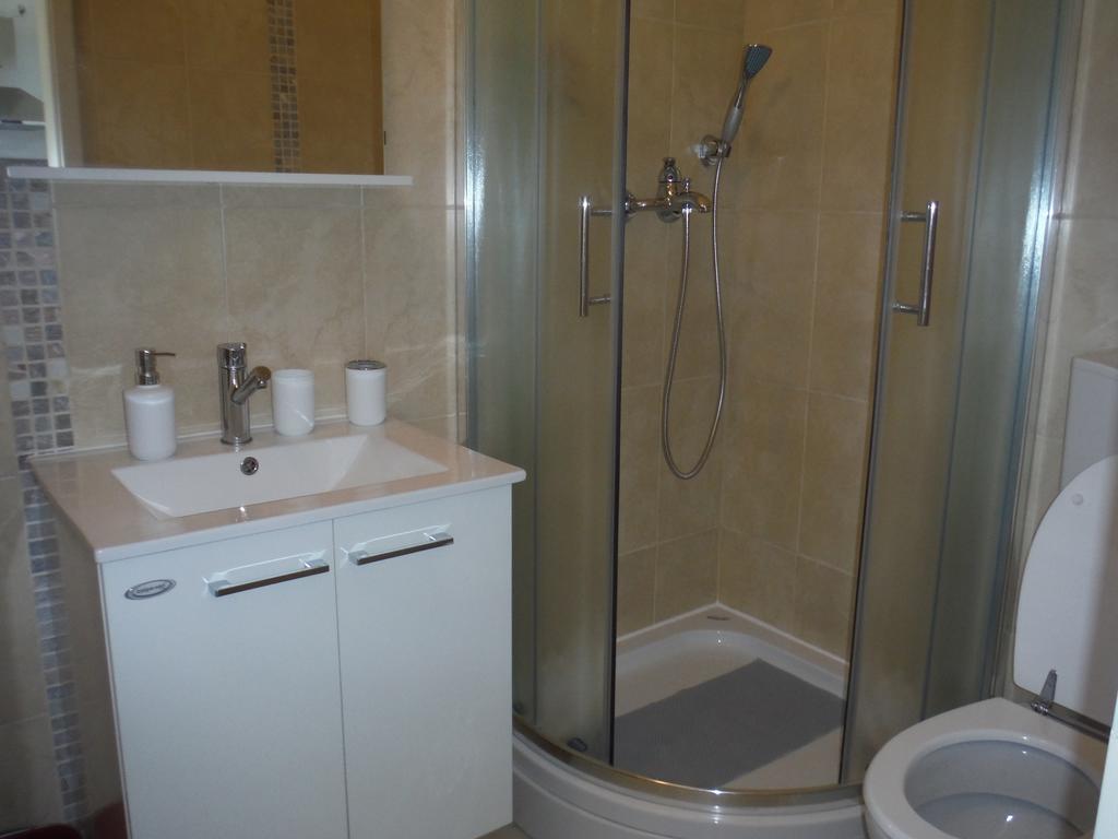 Apartment Maslina Biograd Na Moru Oda fotoğraf